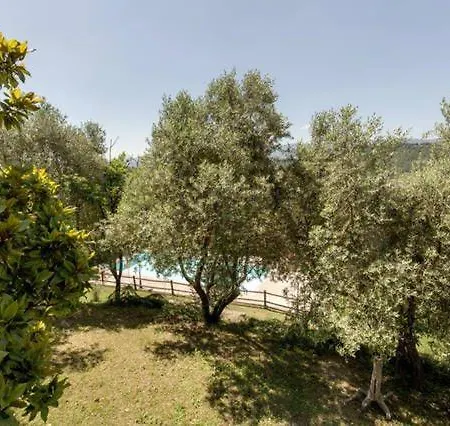 Holiday home Freistehendes Mit Garten Und Pool