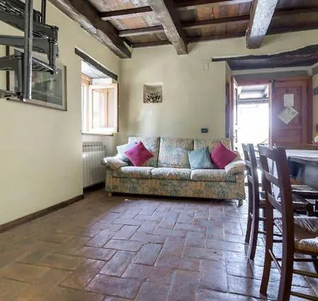 Holiday home Freistehendes Mit Garten Und Pool Pratovecchio
